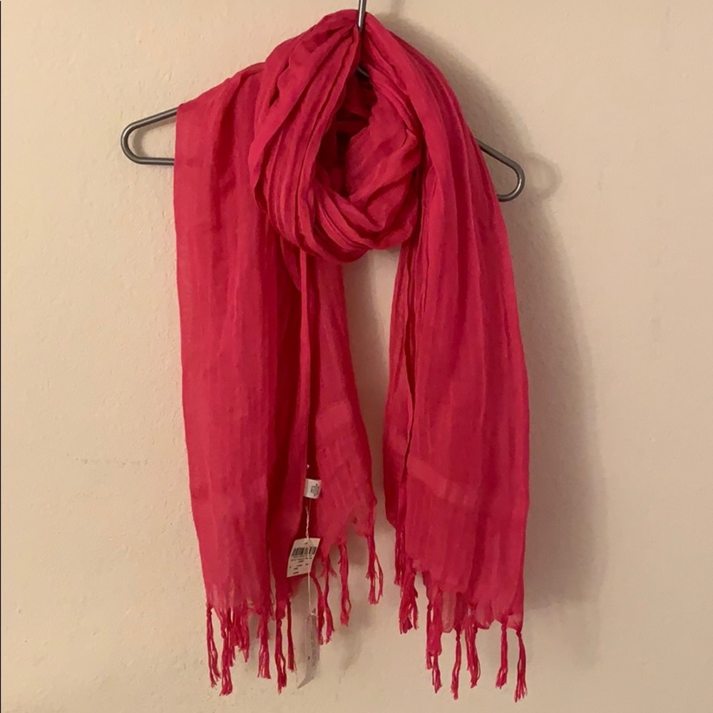 Love quotes Malibu Tassel wrap in hot pink